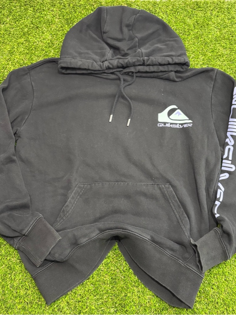 Quiksilver Black Pullover Hoodie with Logo Chest and Sleeve Print